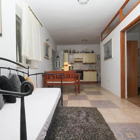 Apartment Lola's Tribunj (Sibenik-Knin)