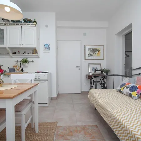 Apartment Lola's Tribunj (Sibenik-Knin)