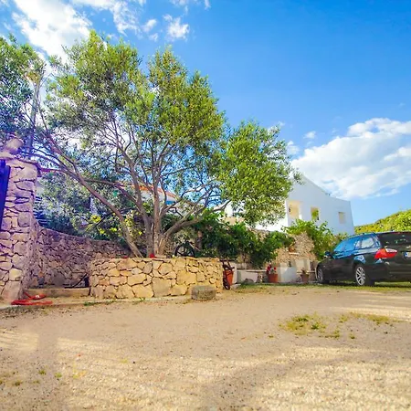 公寓 萝拉公寓 Tribalj