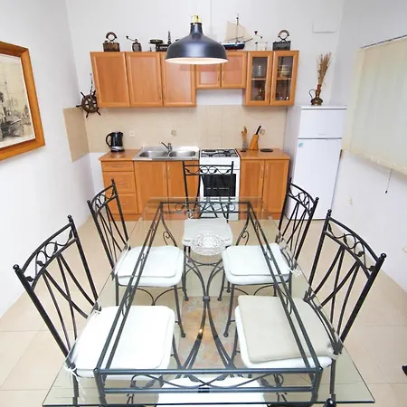 Lola's Apartment Tribunj (Sibenik-Knin)